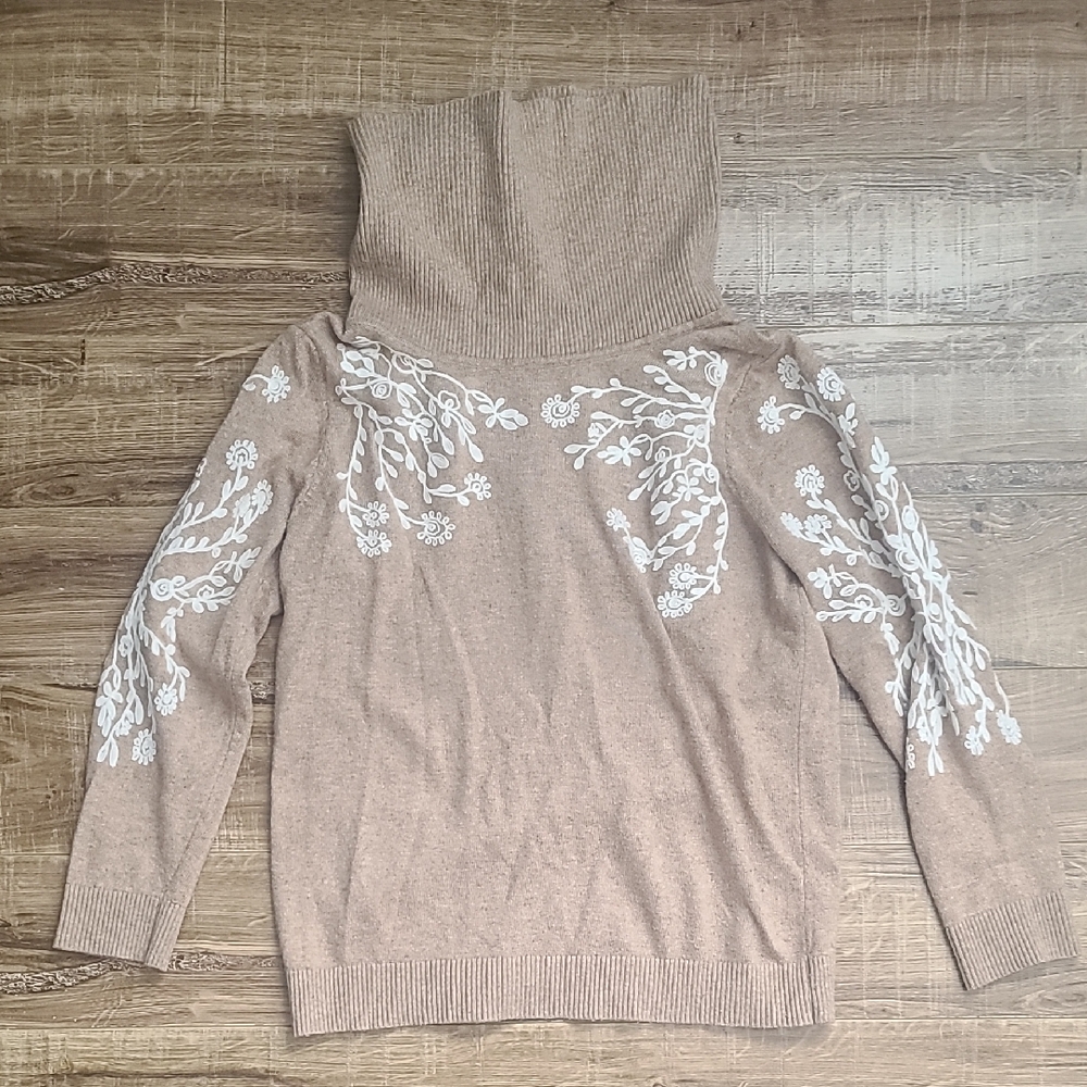 Women's Tan Sweater with White Floral Design